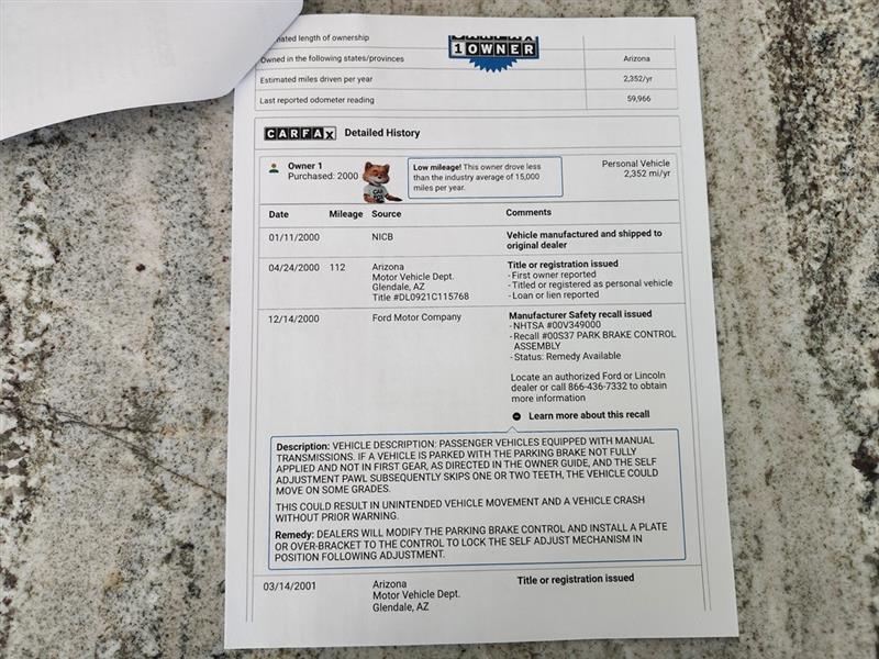 Ford Mustang GT Coupe 2000