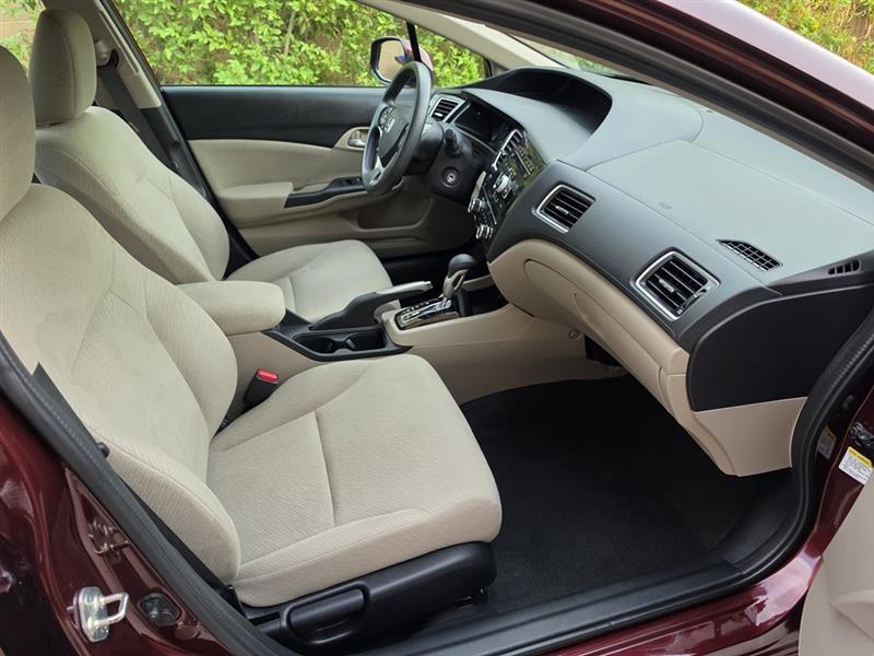 Honda Civic LX Sedan 5-Speed AT 2013