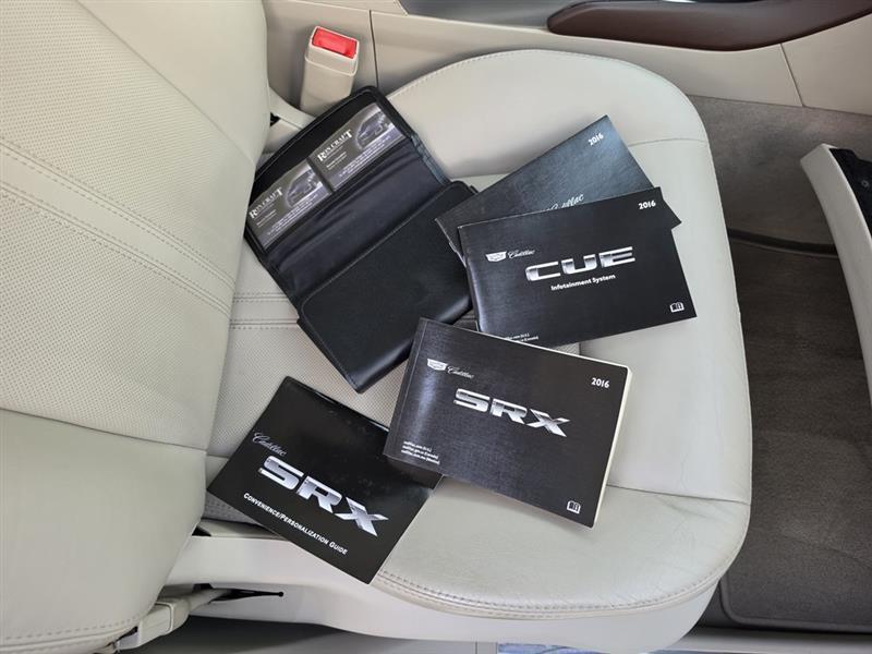 Cadillac SRX Performance Collection FWD 2016