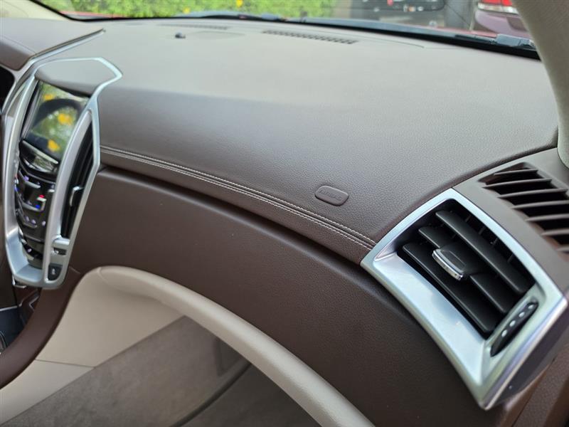 Cadillac SRX Performance Collection FWD 2016