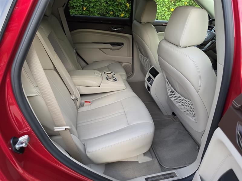 Cadillac SRX Performance Collection FWD 2016