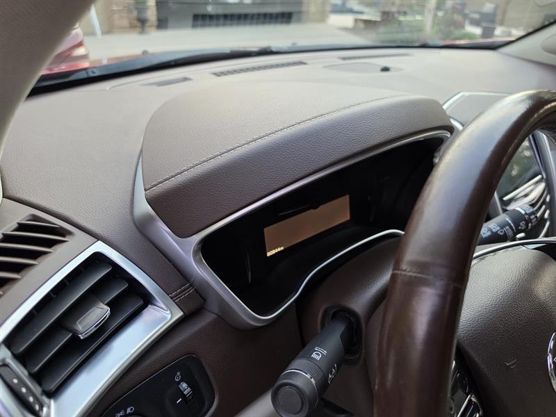 Cadillac SRX Performance Collection FWD 2016