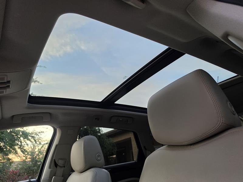 Cadillac SRX Performance Collection FWD 2016