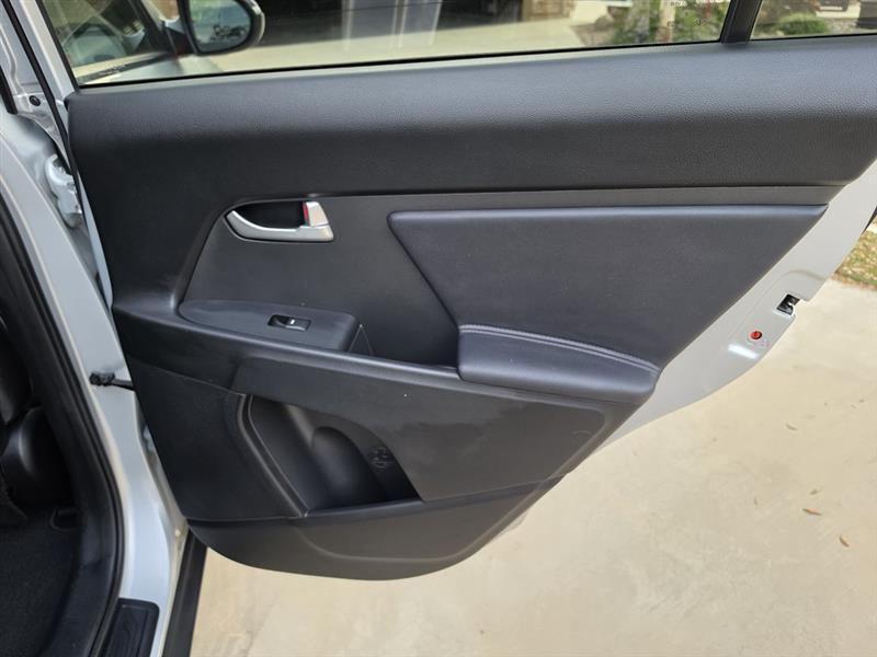 Kia Sportage LX FWD 2013