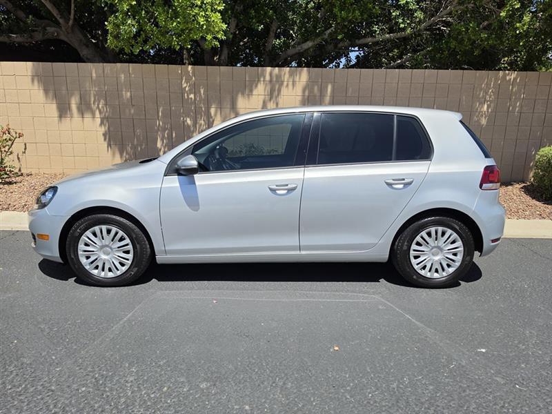 Volkswagen Golf 2.5L Conv & Sunroof 4 Door PZEV 2012