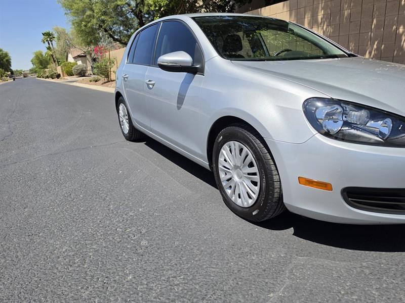 Volkswagen Golf 2.5L Conv & Sunroof 4 Door PZEV 2012