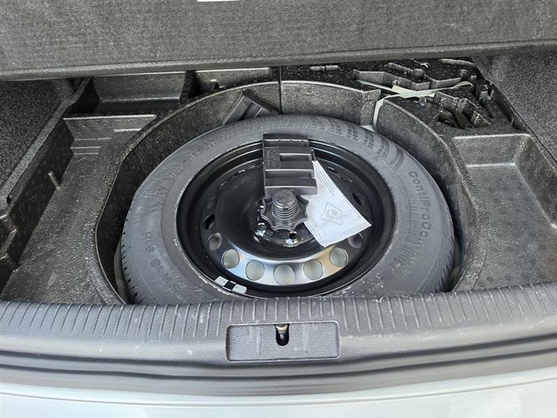 Volkswagen Golf 2.5L Conv & Sunroof 4 Door PZEV 2012