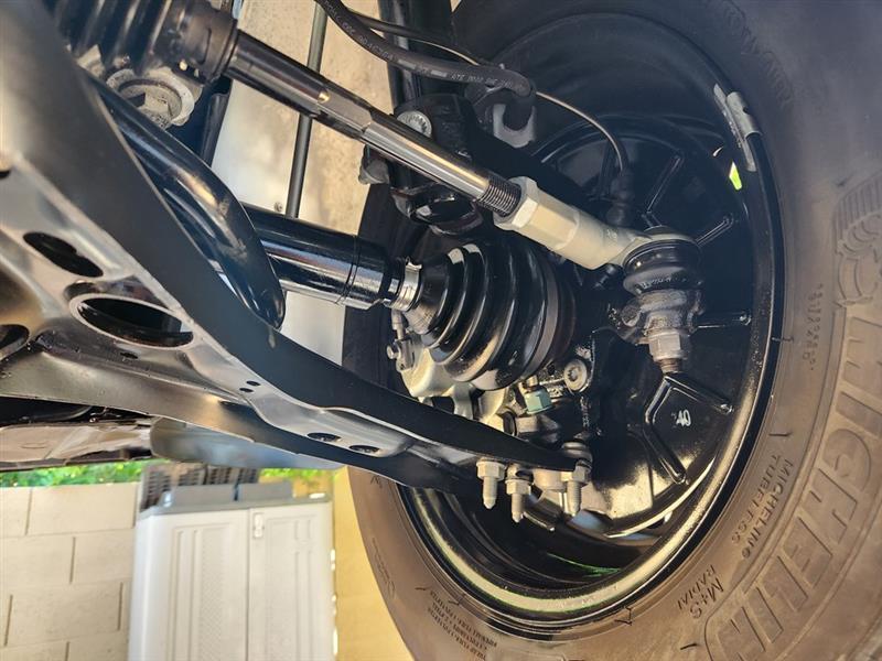 Volkswagen Golf 2.5L Conv & Sunroof 4 Door PZEV 2012