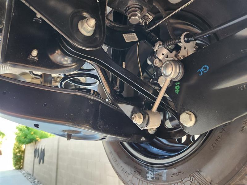 Volkswagen Golf 2.5L Conv & Sunroof 4 Door PZEV 2012