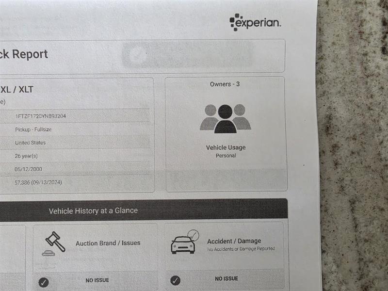 Ford F-150 XL Reg. Cab Long Bed 2WD 2000