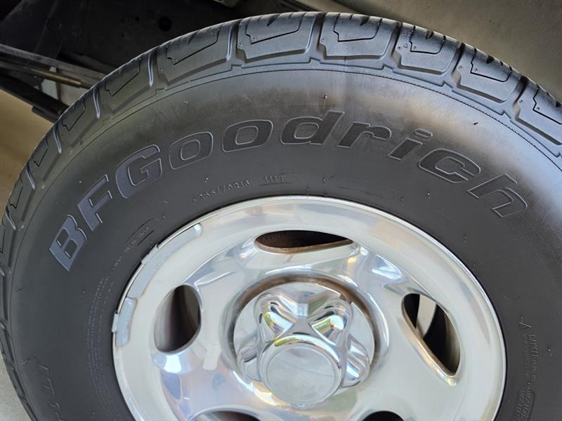 Ford F-150 XL Reg. Cab Long Bed 2WD 2000