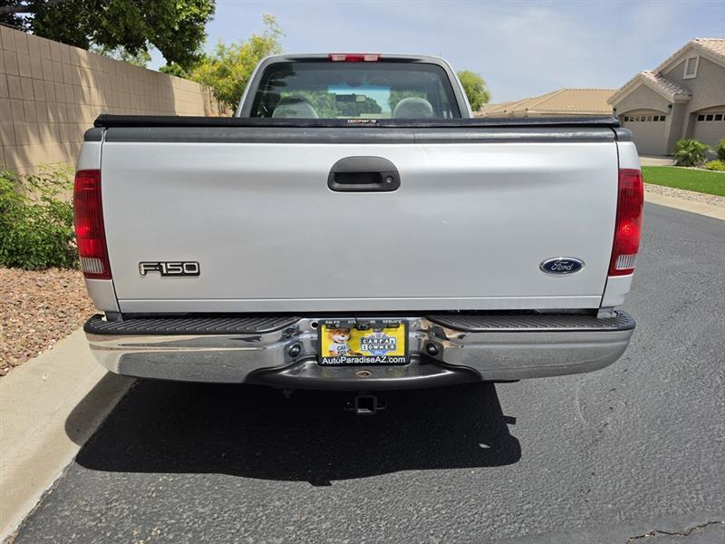 Ford F-150 XL Reg. Cab Short Bed 2WD 2000