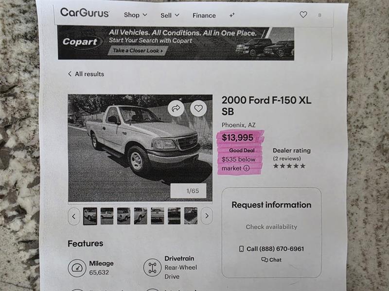 Ford F-150 XL Reg. Cab Short Bed 2WD 2000