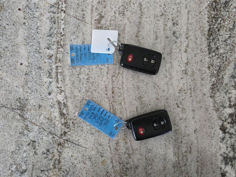 Toyota RAV4 Limited V6 4WD 2010