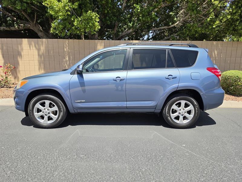 Toyota RAV4 Limited V6 4WD 2010