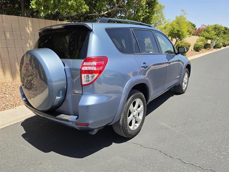 Toyota RAV4 Limited V6 4WD 2010