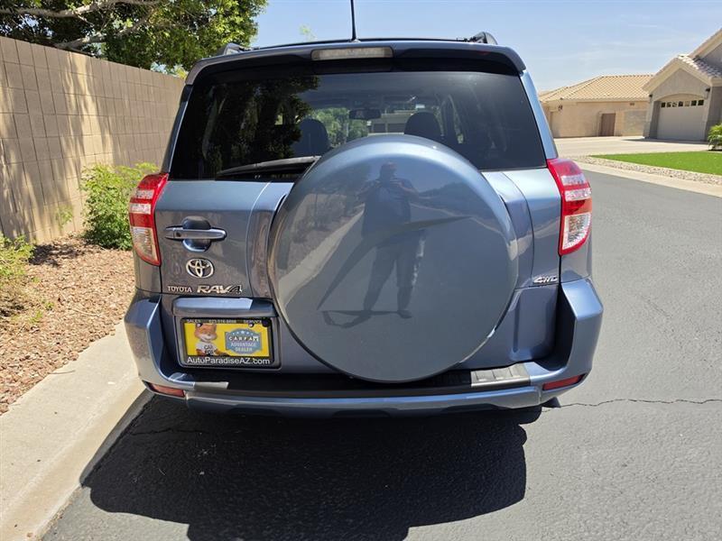 Toyota RAV4 Limited V6 4WD 2010