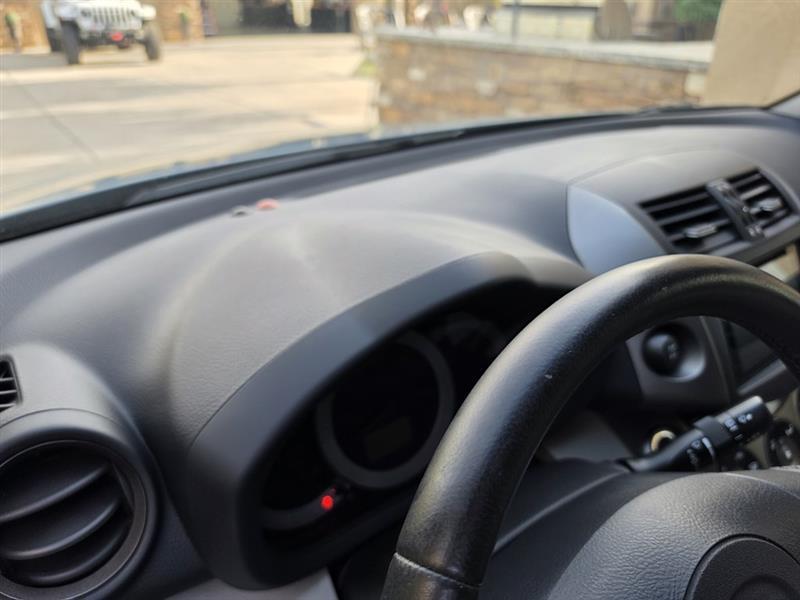 Toyota RAV4 Limited V6 4WD 2010