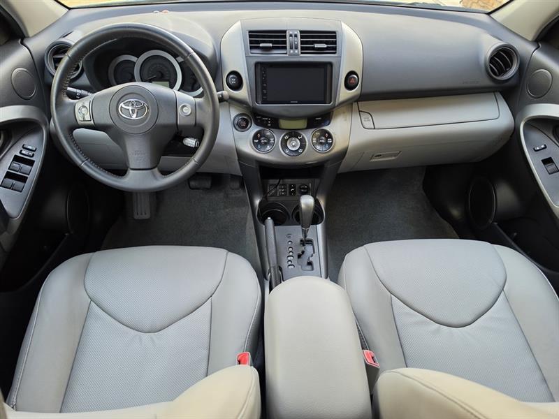 Toyota RAV4 Limited V6 4WD 2010
