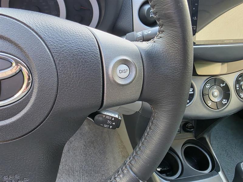 Toyota RAV4 Limited V6 4WD 2010