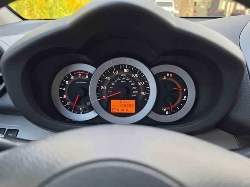 Toyota RAV4 Limited V6 4WD 2010