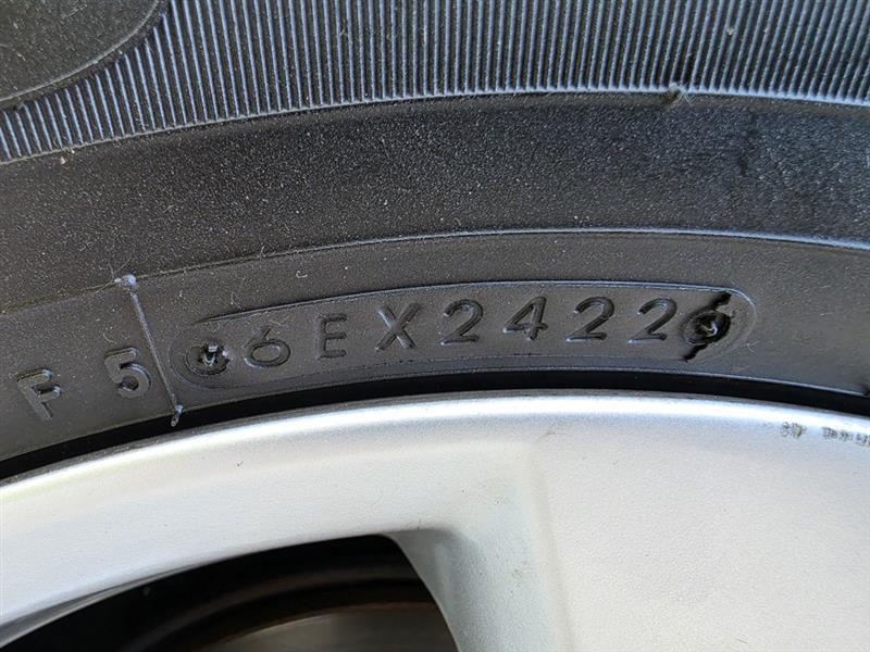 Toyota RAV4 Limited V6 4WD 2010