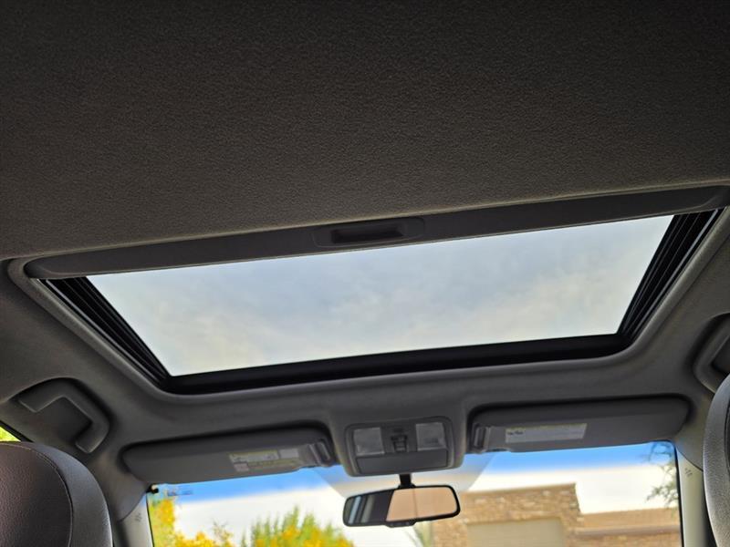 Toyota RAV4 Limited V6 4WD 2010