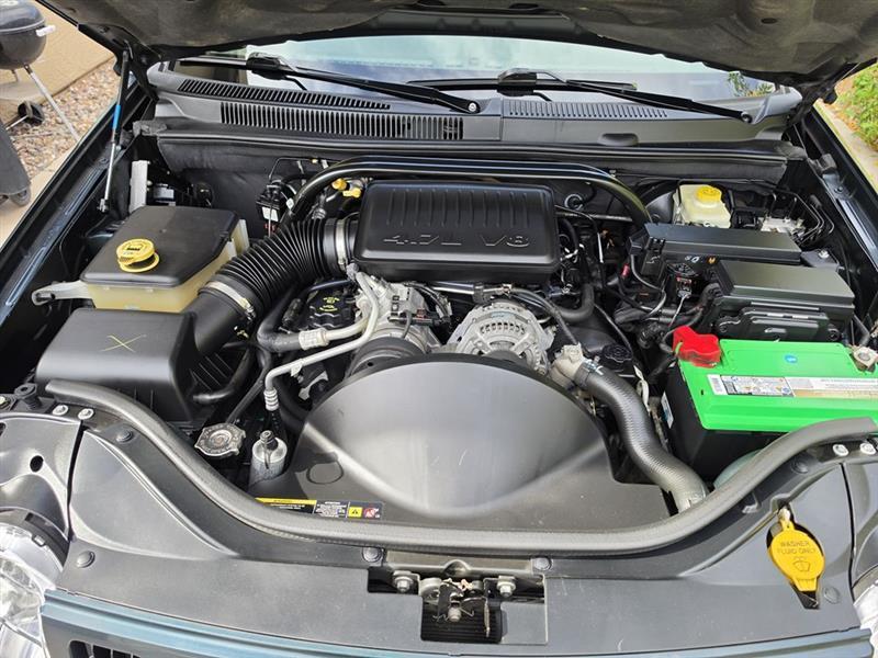 Jeep Grand Cherokee Laredo 2WD 2005