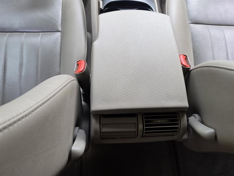 Jeep Grand Cherokee Laredo 2WD 2005