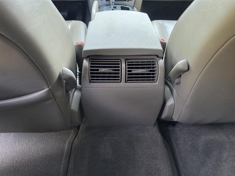 Jeep Grand Cherokee Laredo 2WD 2005