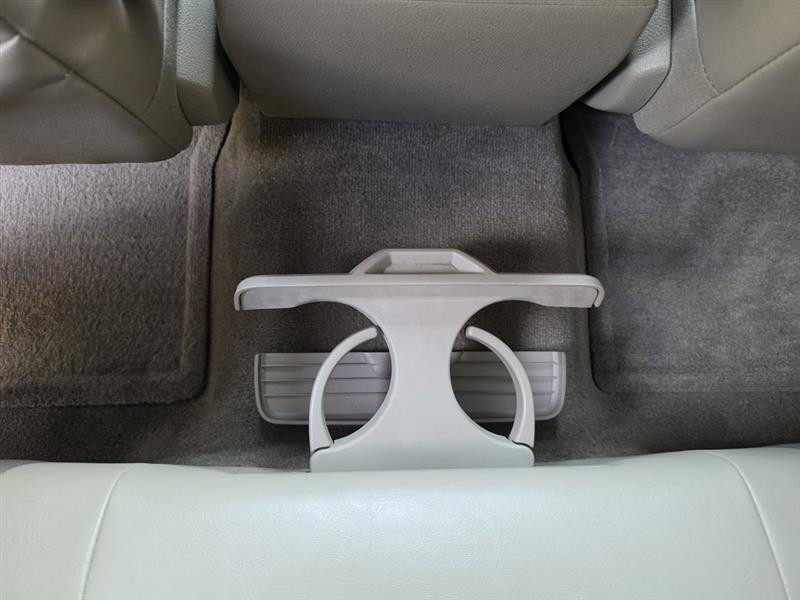 Jeep Grand Cherokee Laredo 2WD 2005