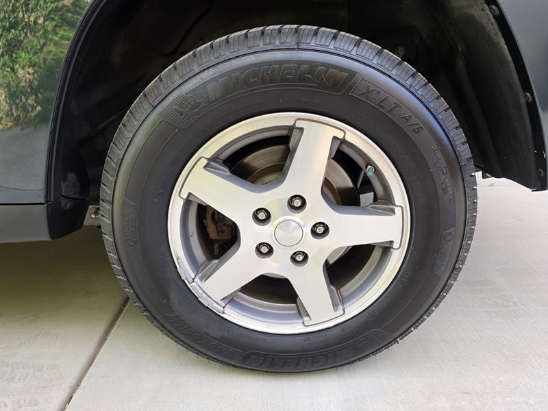 Jeep Grand Cherokee Laredo 2WD 2005