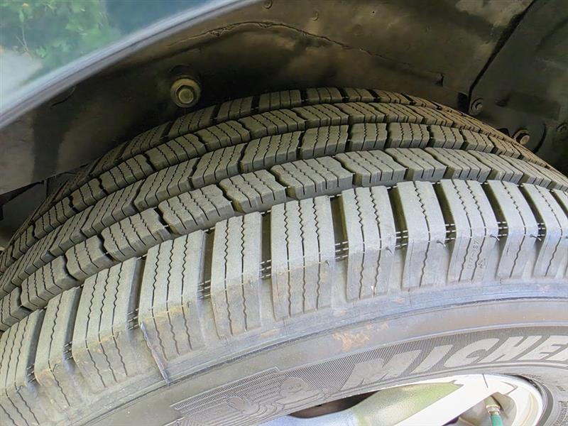 Jeep Grand Cherokee Laredo 2WD 2005