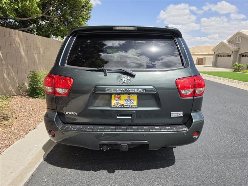 Toyota Sequoia SR5 5.7L 4WD 2008