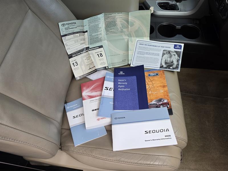 Toyota Sequoia SR5 5.7L 4WD 2008