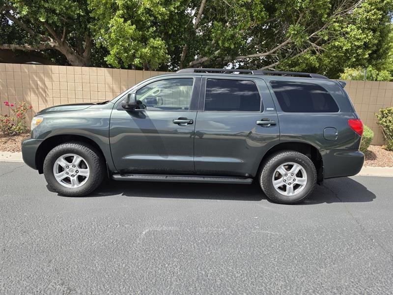 Toyota Sequoia SR5 5.7L 4WD 2008