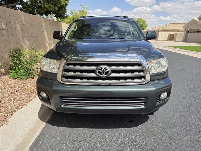 Toyota Sequoia SR5 5.7L 4WD 2008