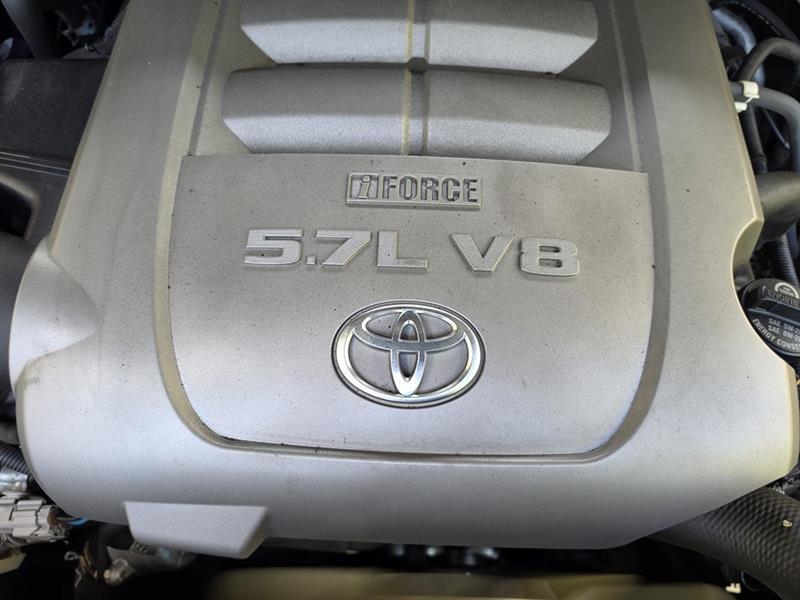 Toyota Sequoia SR5 5.7L 4WD 2008