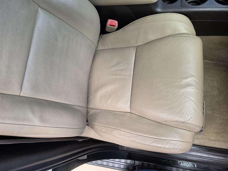 Toyota Sequoia SR5 5.7L 4WD 2008