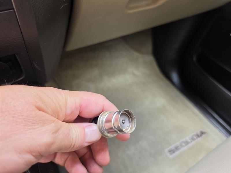 Toyota Sequoia SR5 5.7L 4WD 2008