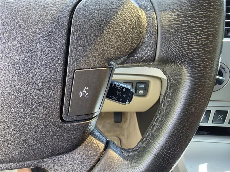 Toyota Sequoia SR5 5.7L 4WD 2008