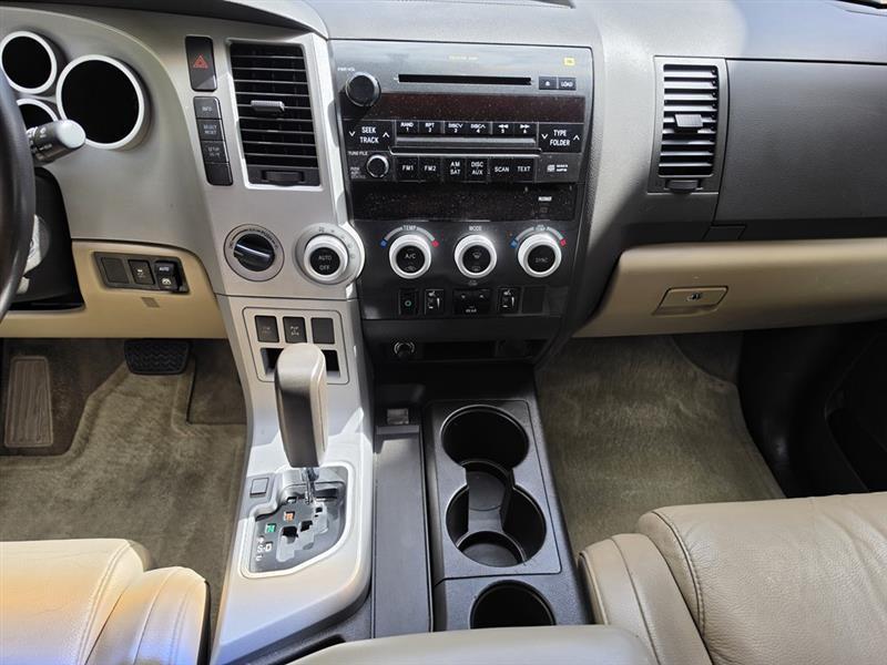 Toyota Sequoia SR5 5.7L 4WD 2008