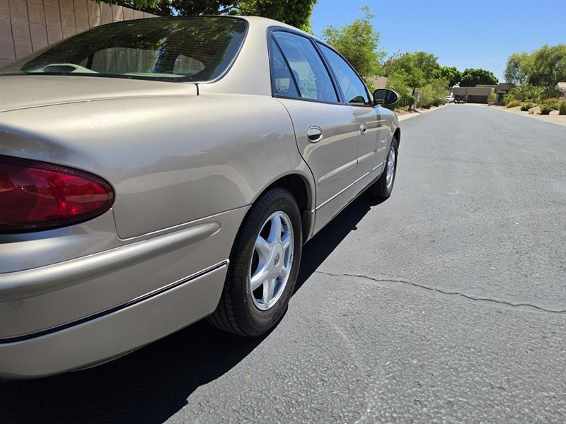 Buick Regal LS 2001