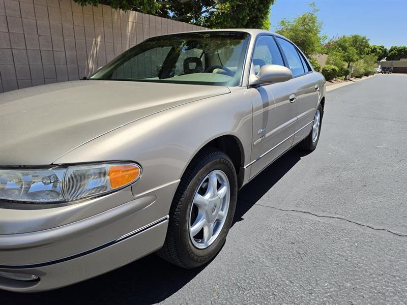 Buick Regal LS 2001