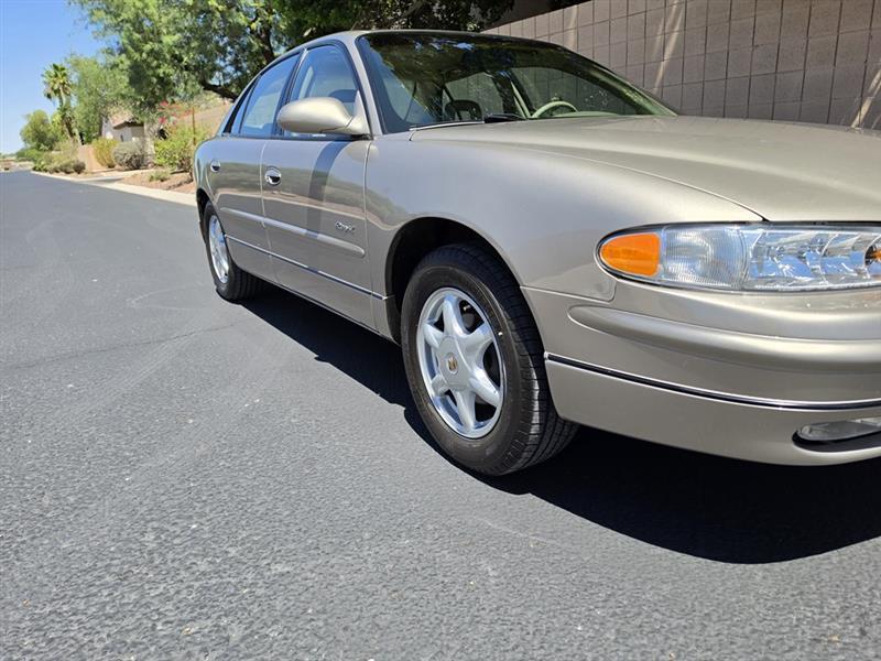 Buick Regal LS 2001