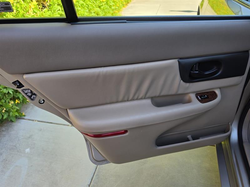Buick Regal LS 2001
