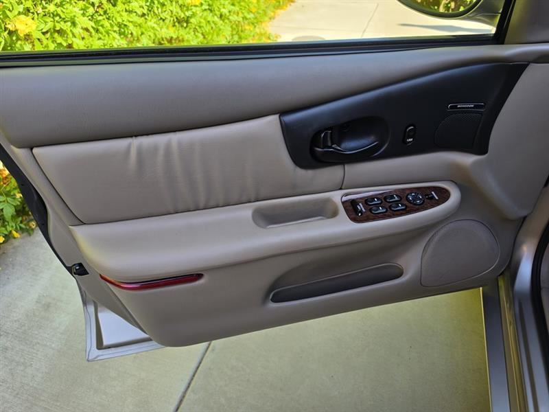 Buick Regal LS 2001