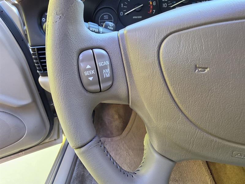 Buick Regal LS 2001