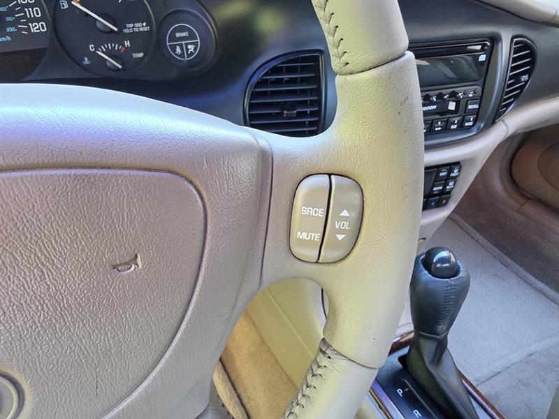 Buick Regal LS 2001
