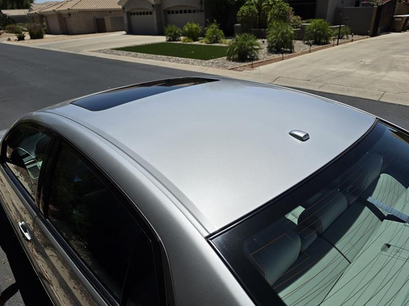 Toyota Avalon  2011